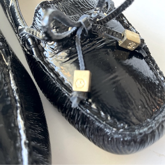 Michael Kors Black Patent Leather Loafer Driving Shoes Size 9 - Picture 4 of 12